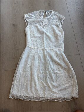 Dolce Vita Ivory Embroidered Lace Mini Dress